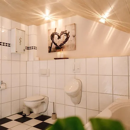 بيت للعطل Zur Alten Oelmuehle Wellness & Entertainment *