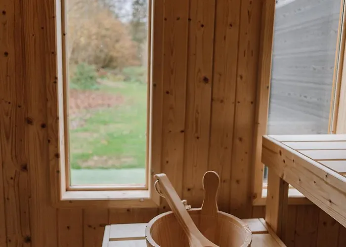 Zur Alten Oelmuehle Wellness & Entertainment * 布兰肯海姆