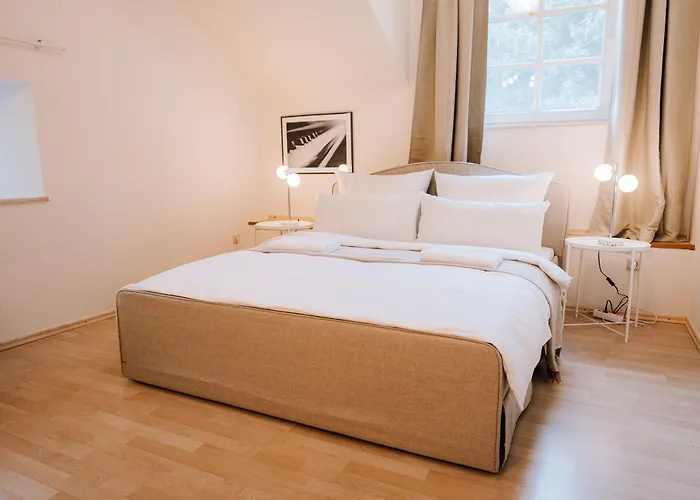 Zur Alten Oelmuehle Wellness & Entertainment * بلانكينهييم