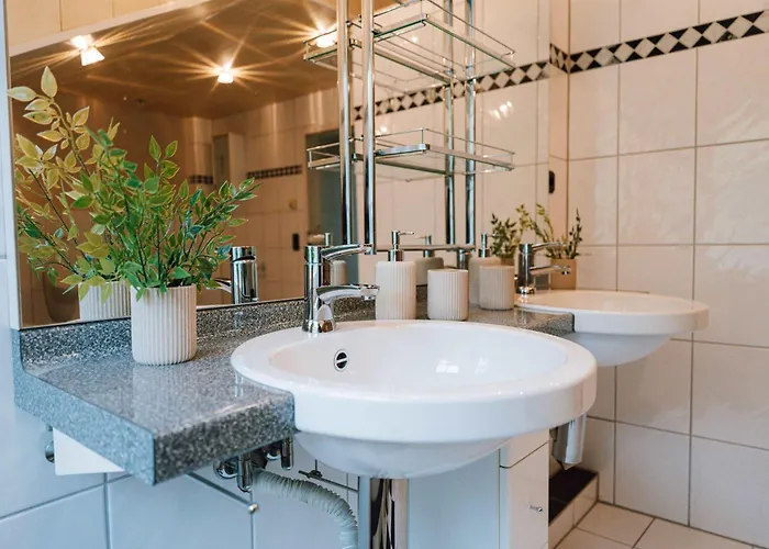 Zur Alten Oelmuehle Wellness & Entertainment 度假居 布兰肯海姆